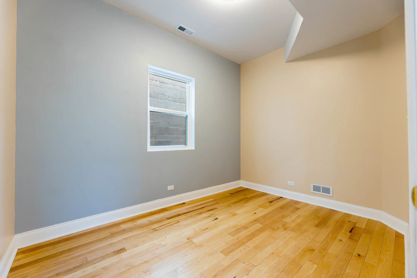 441 North Leclaire Avenue Chicago IL 60644