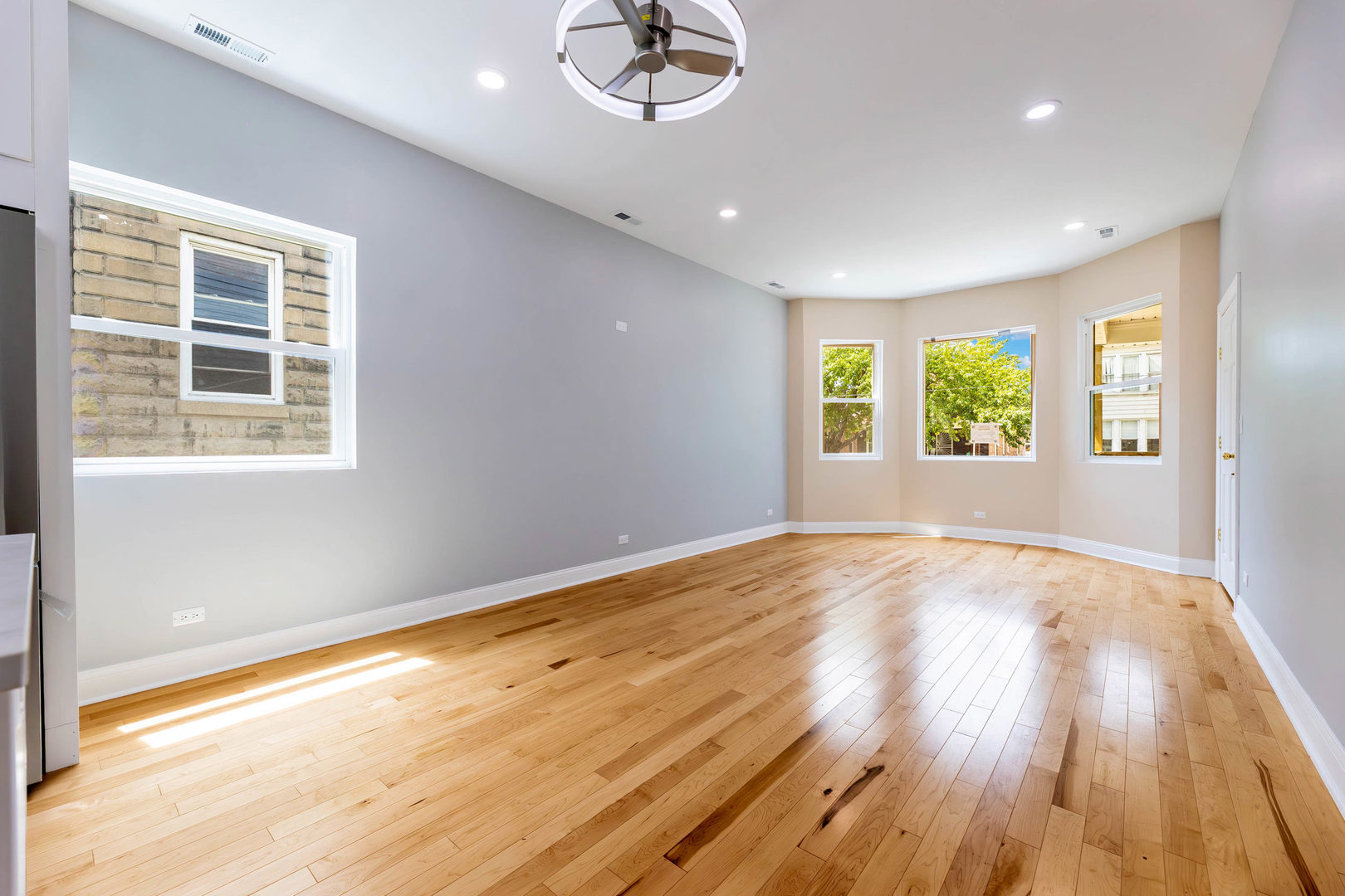 441 North Leclaire Avenue Chicago IL 60644