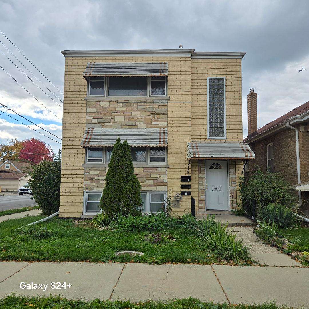 5600 North Mango Avenue Chicago IL 60646