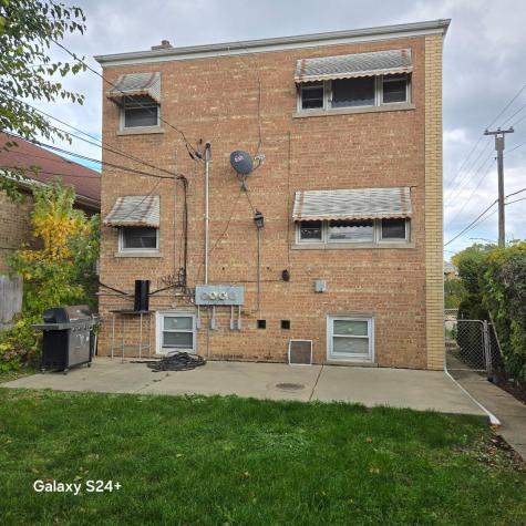 5600 North Mango Avenue Chicago IL 60646