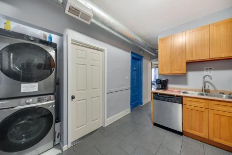 6718 South Saint Lawrence Avenue Chicago IL 60637