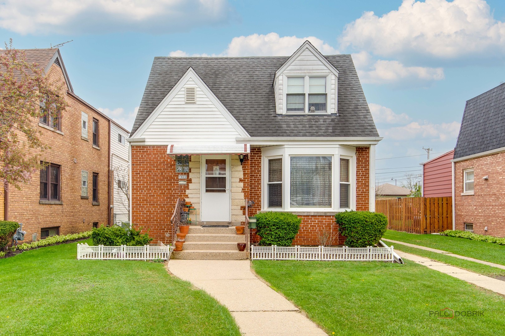 7523 West Cleveland Street Niles IL 60714