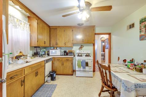 7523 West Cleveland Street Niles IL 60714