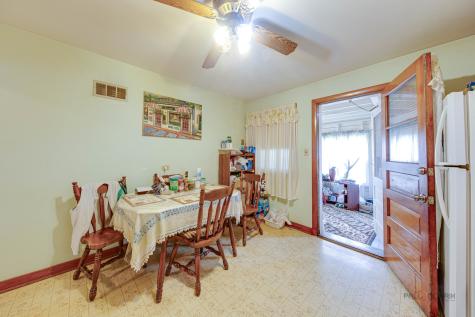 7523 West Cleveland Street Niles IL 60714