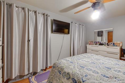 7523 West Cleveland Street Niles IL 60714