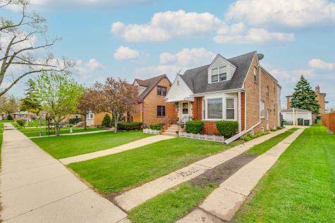 7523 West Cleveland Street Niles IL 60714