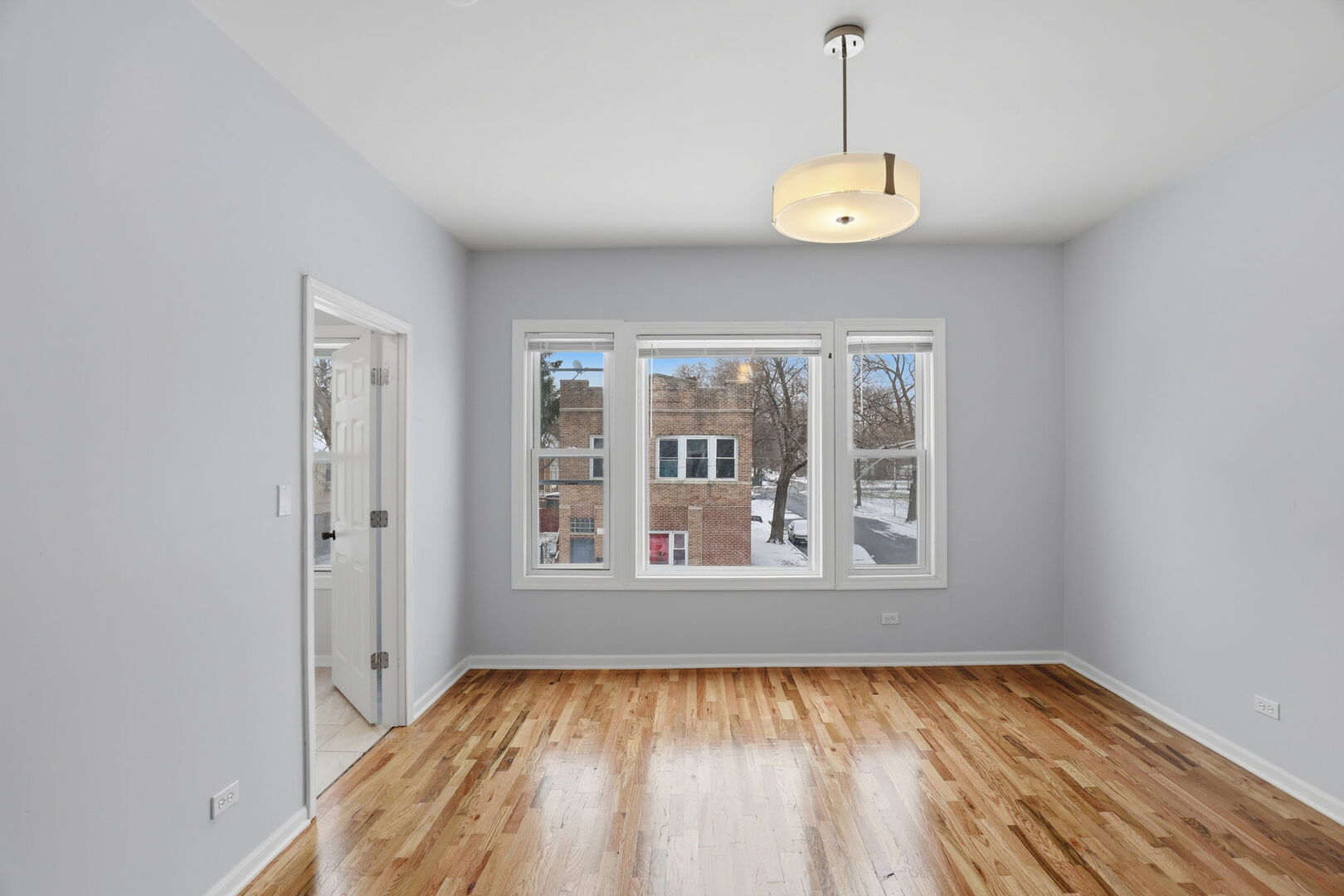 5256 South Carpenter Street Chicago IL 60609