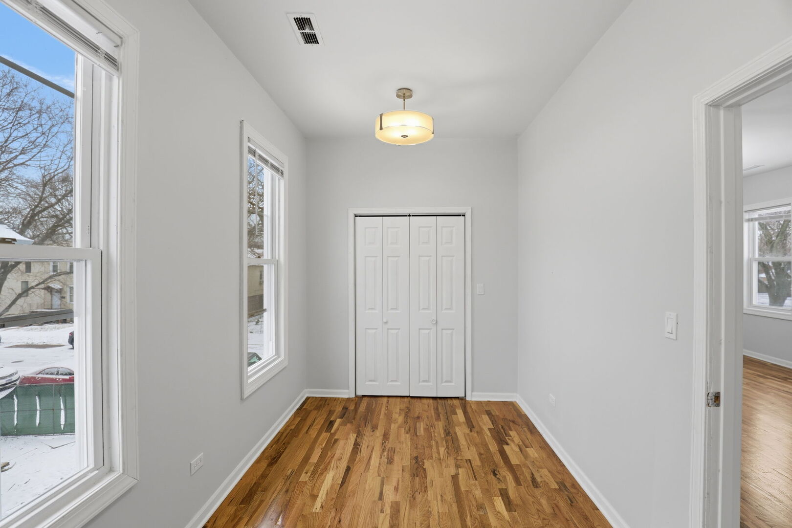 5256 South Carpenter Street Chicago IL 60609
