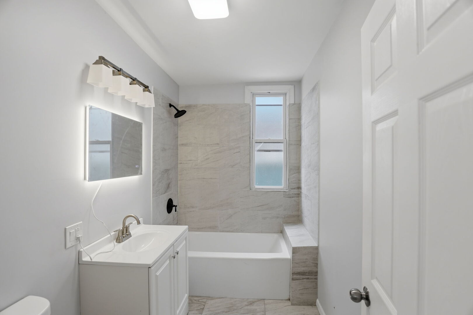 5256 South Carpenter Street Chicago IL 60609