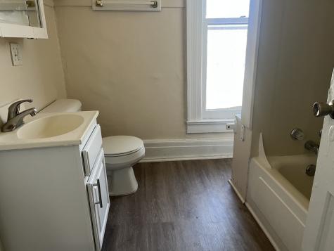 404-406 East Prospect Terrace Freeport IL 61032