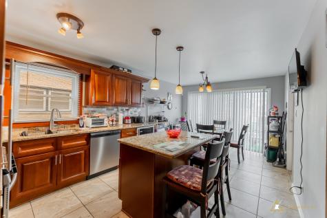 341 Crandon Avenue Calumet City IL 60409