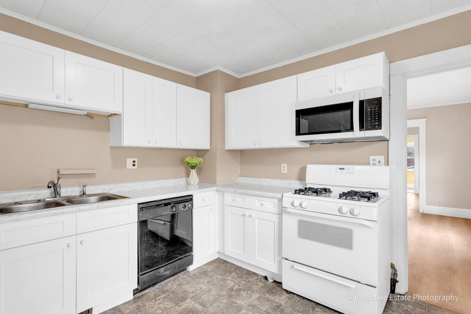 211 North Wright Street Naperville IL 60540