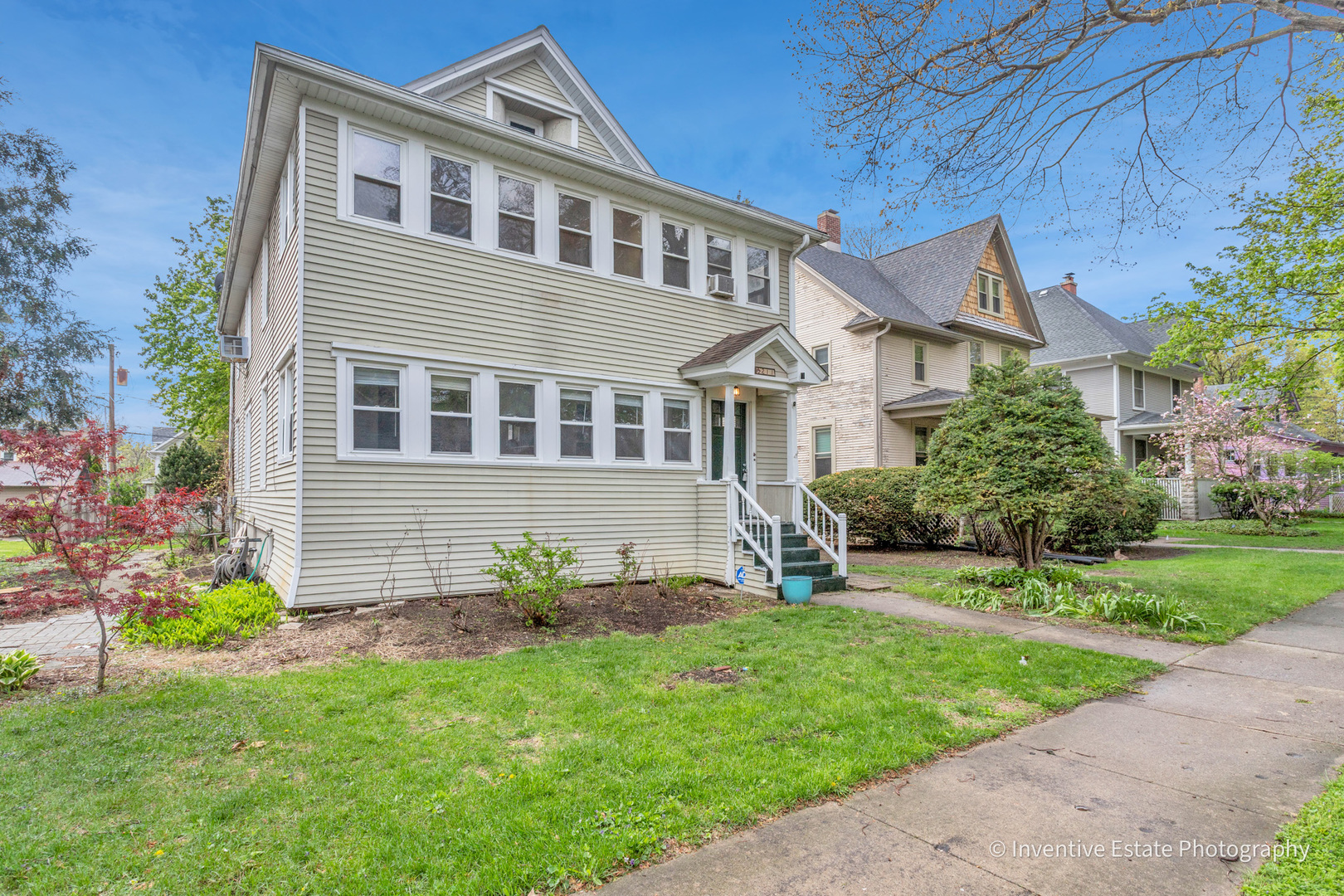 211 North Wright Street Naperville IL 60540