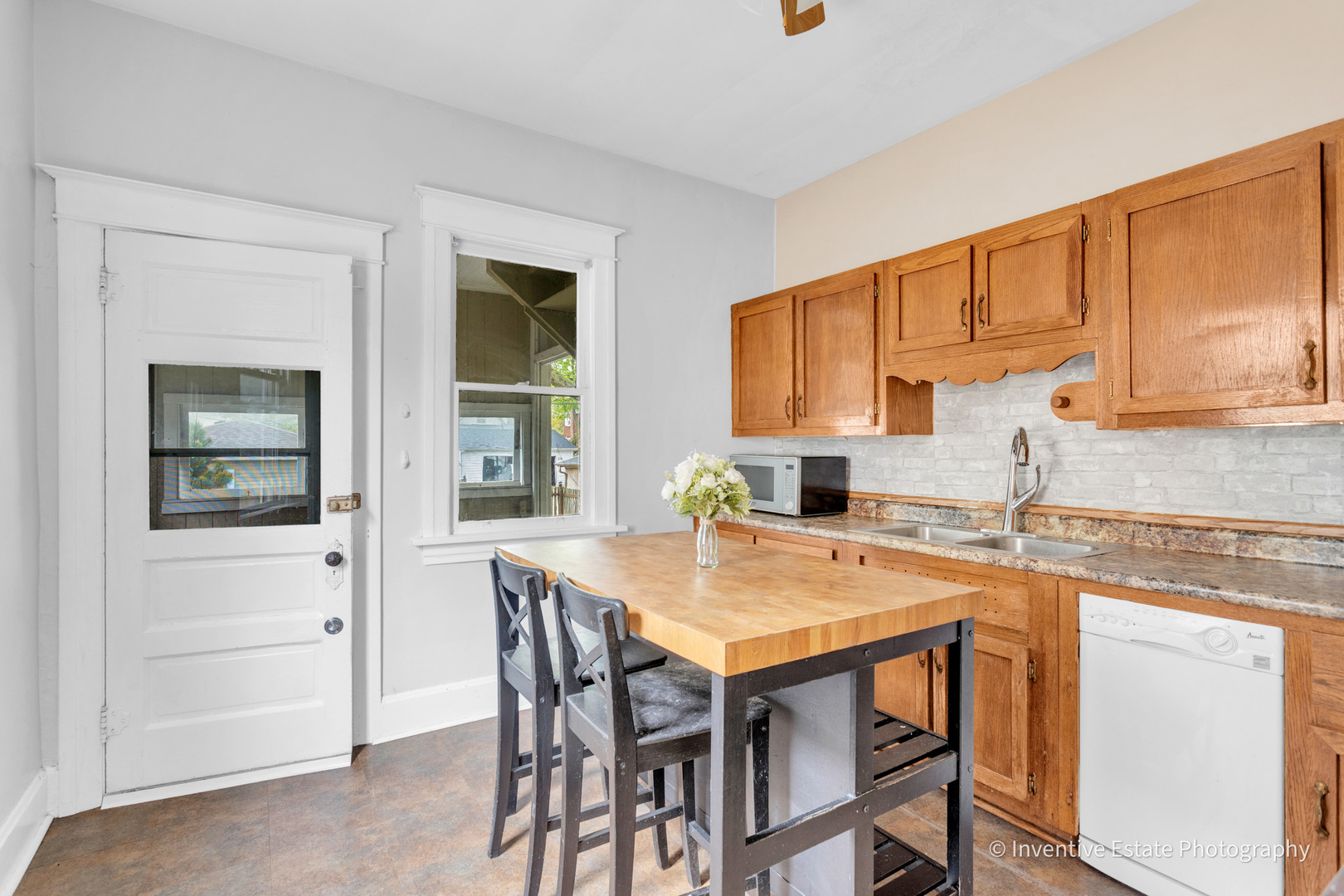 211 North Wright Street Naperville IL 60540