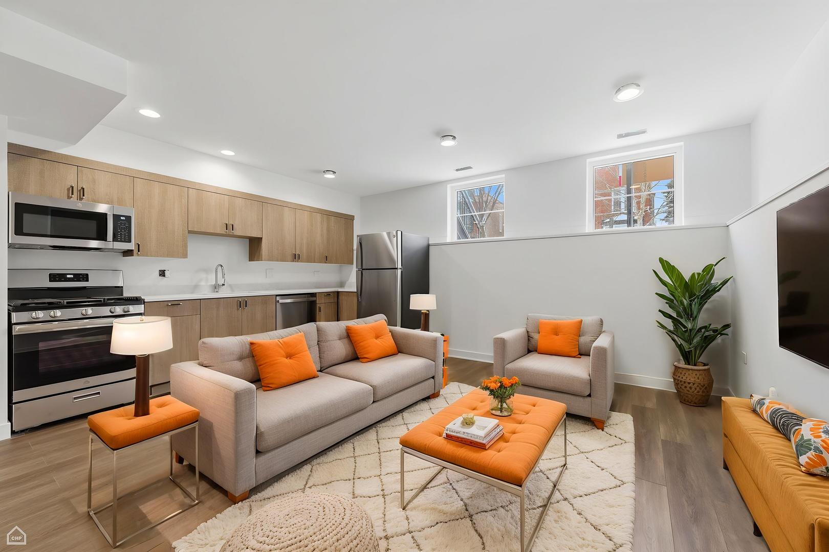 2832 West Wilcox Street Chicago IL 60612