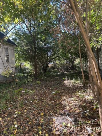 11576 South State Street Chicago IL 60628