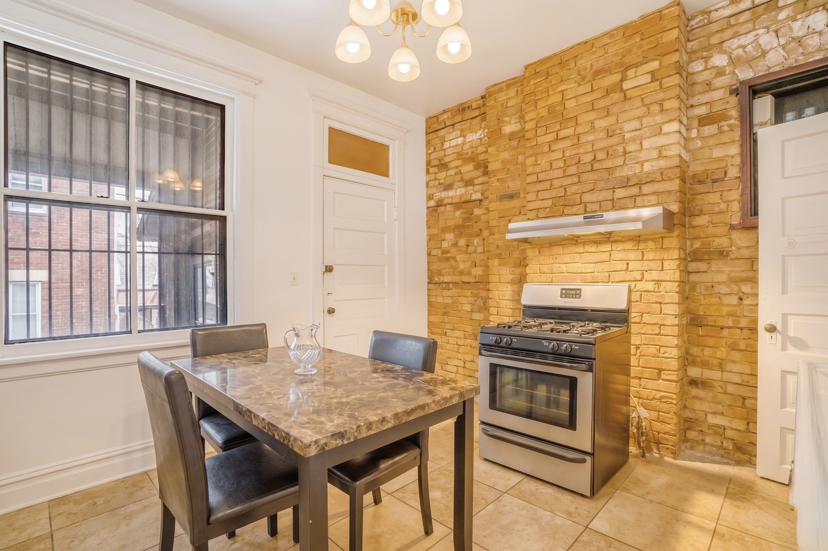 4812 South Langley Avenue Chicago IL 60615