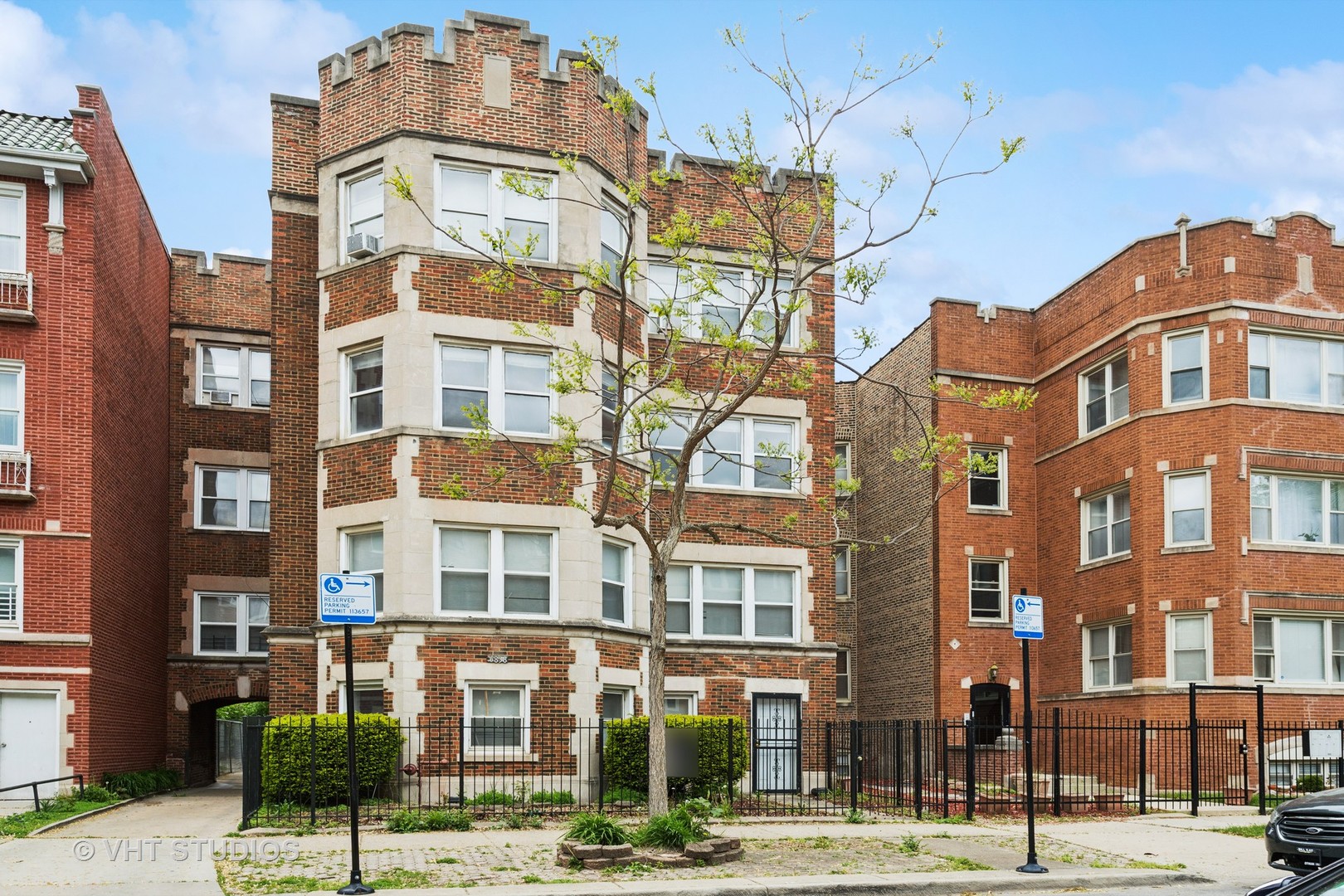 6838 South Clyde Avenue Chicago IL 60649