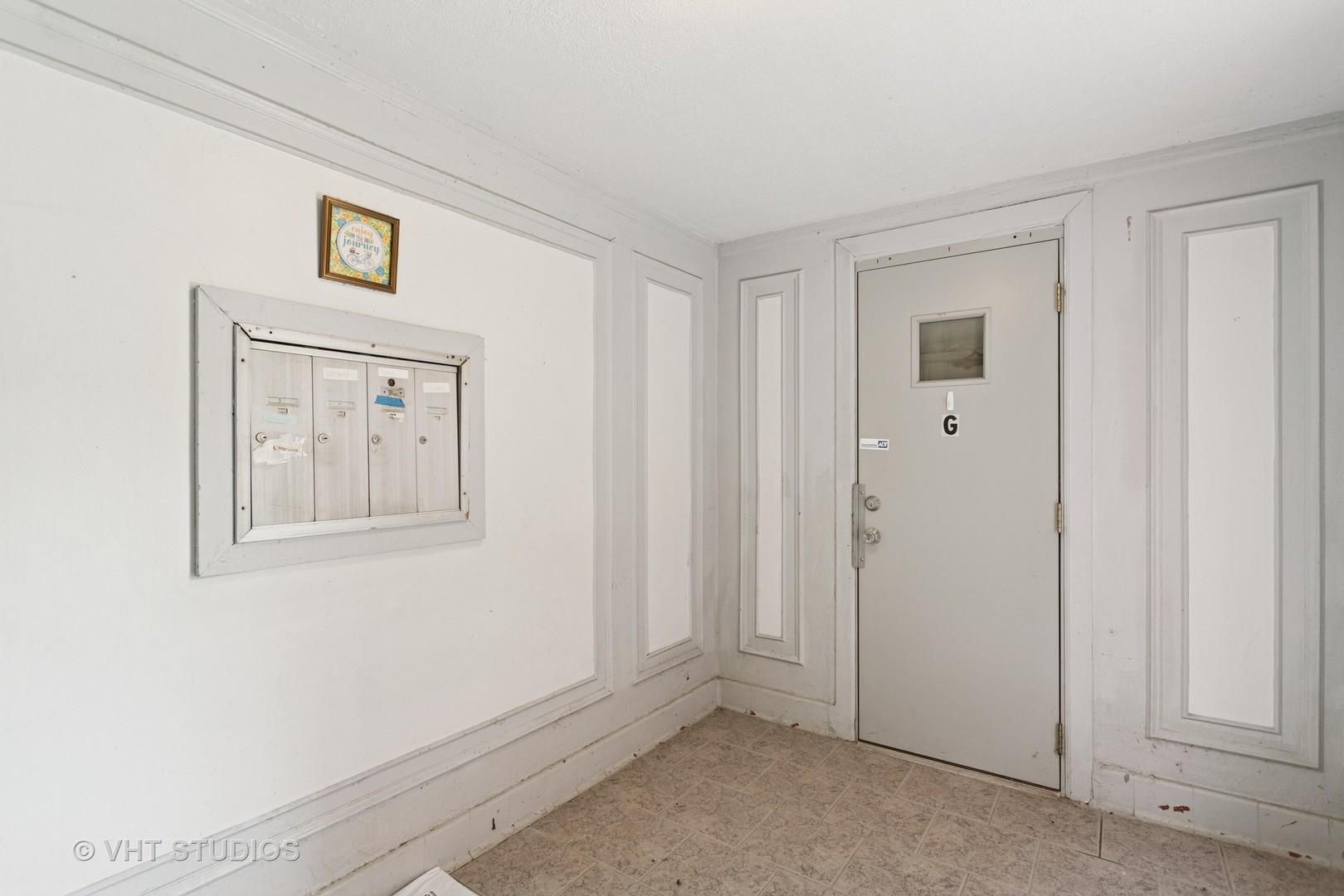 6838 South Clyde Avenue Chicago IL 60649
