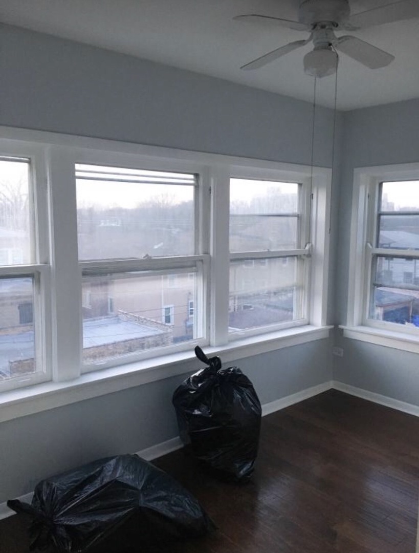 6838 South Clyde Avenue Chicago IL 60649
