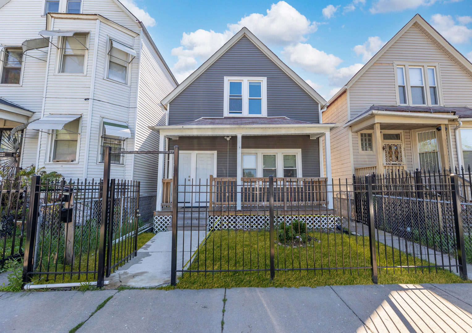 5737 South Laflin Street Chicago IL 60636