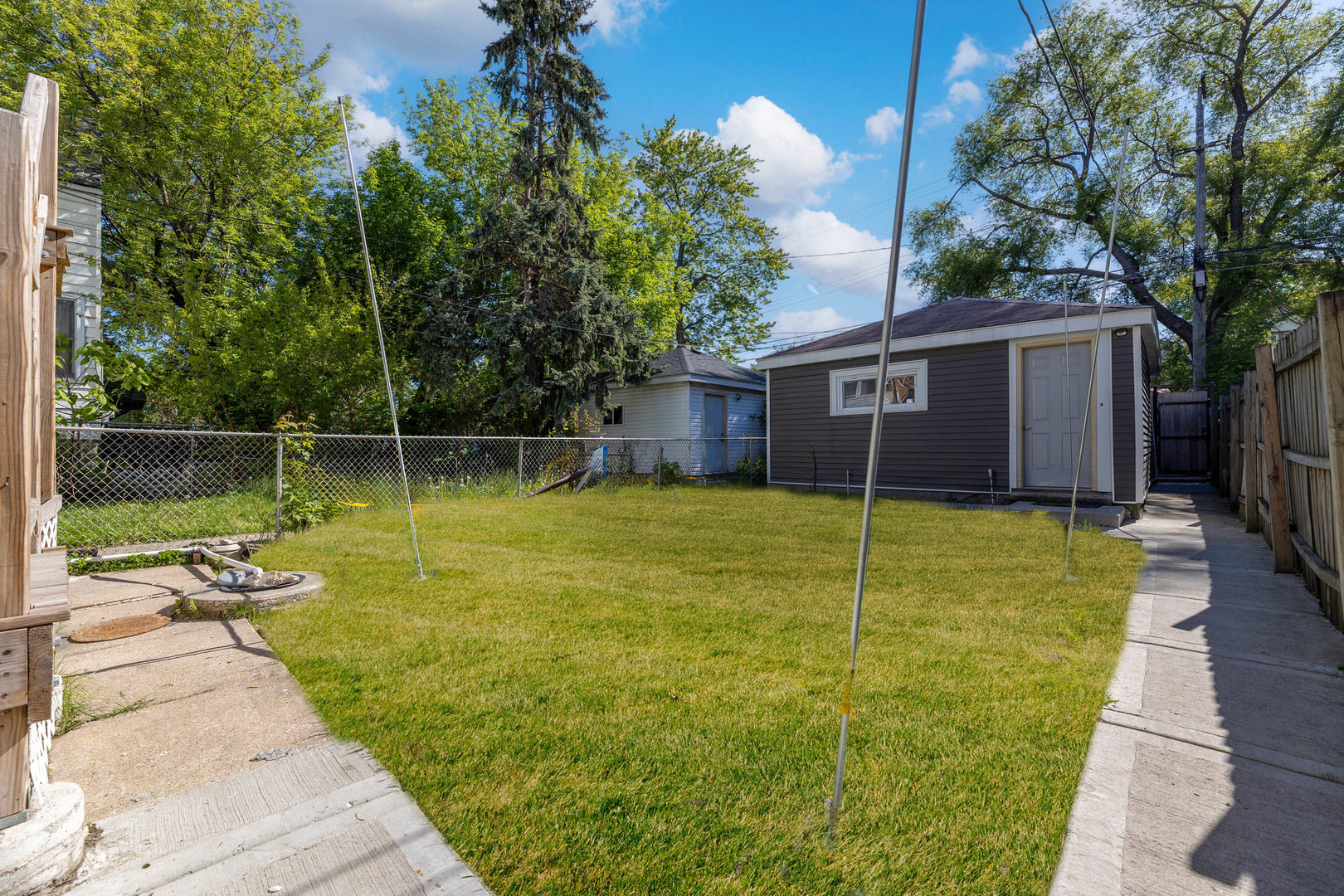 5737 South Laflin Street Chicago IL 60636