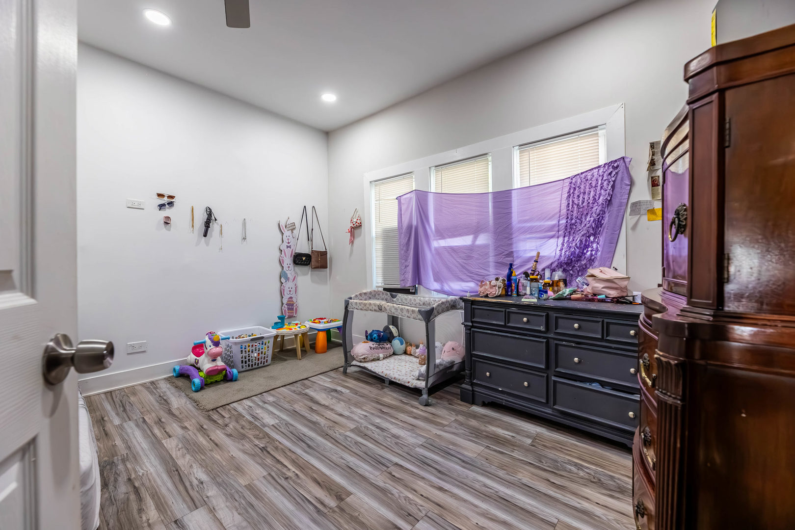 5737 South Laflin Street Chicago IL 60636