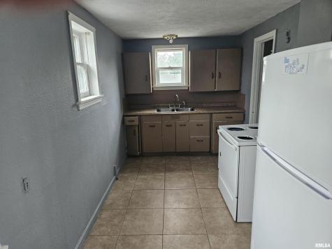 101 East Webster Street Benton IL 62812