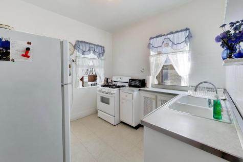 4925 North Troy Street Chicago IL 60625