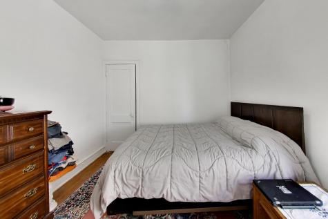 4925 North Troy Street Chicago IL 60625