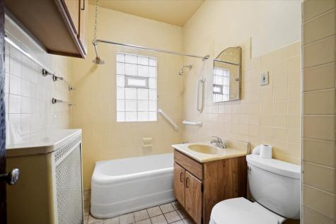 715 North Taylor Avenue N Oak Park IL 60302