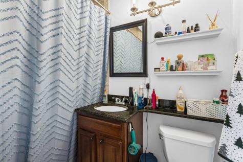 7341 North Honore Street Chicago IL 60626