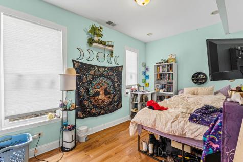 7341 North Honore Street Chicago IL 60626
