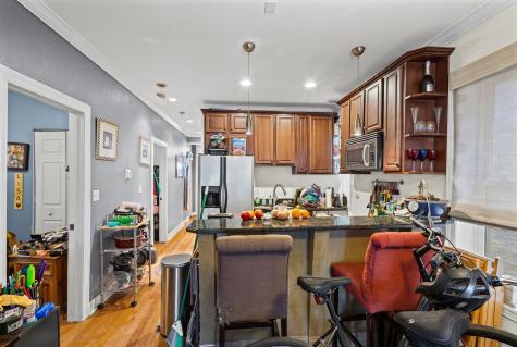 7341 North Honore Street Chicago IL 60626