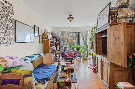 7341 North Honore Street Chicago IL 60626