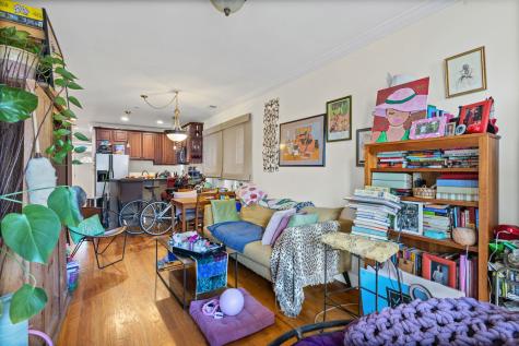 7341 North Honore Street Chicago IL 60626