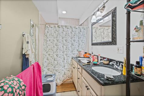 7341 North Honore Street Chicago IL 60626
