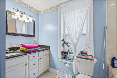 7341 North Honore Street Chicago IL 60626
