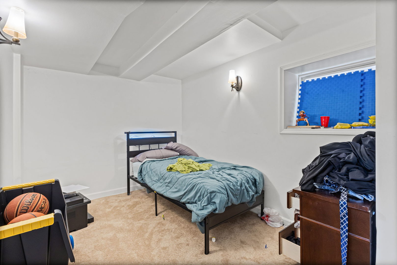 7341 North Honore Street Chicago IL 60626