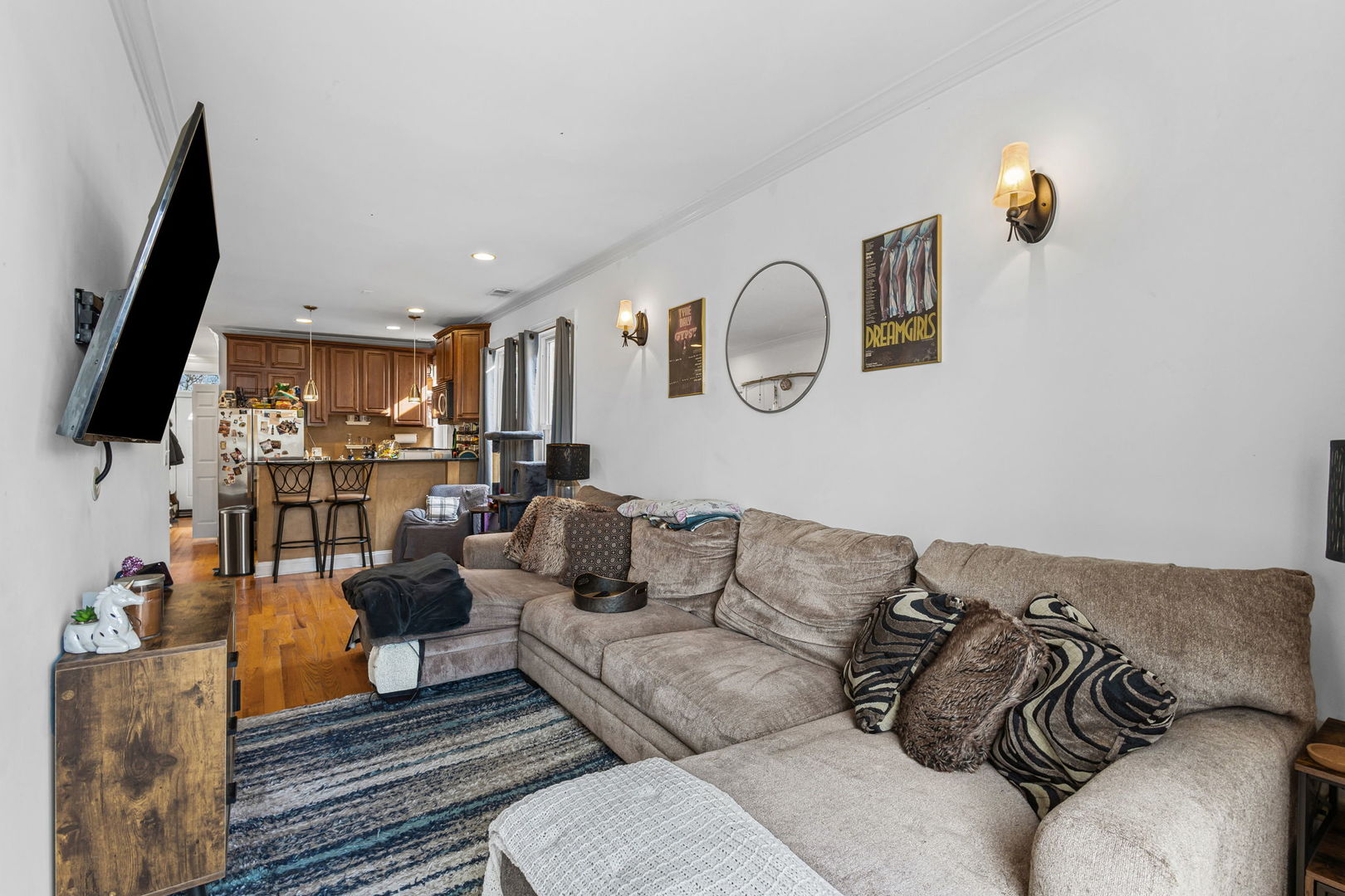 7341 North Honore Street Chicago IL 60626