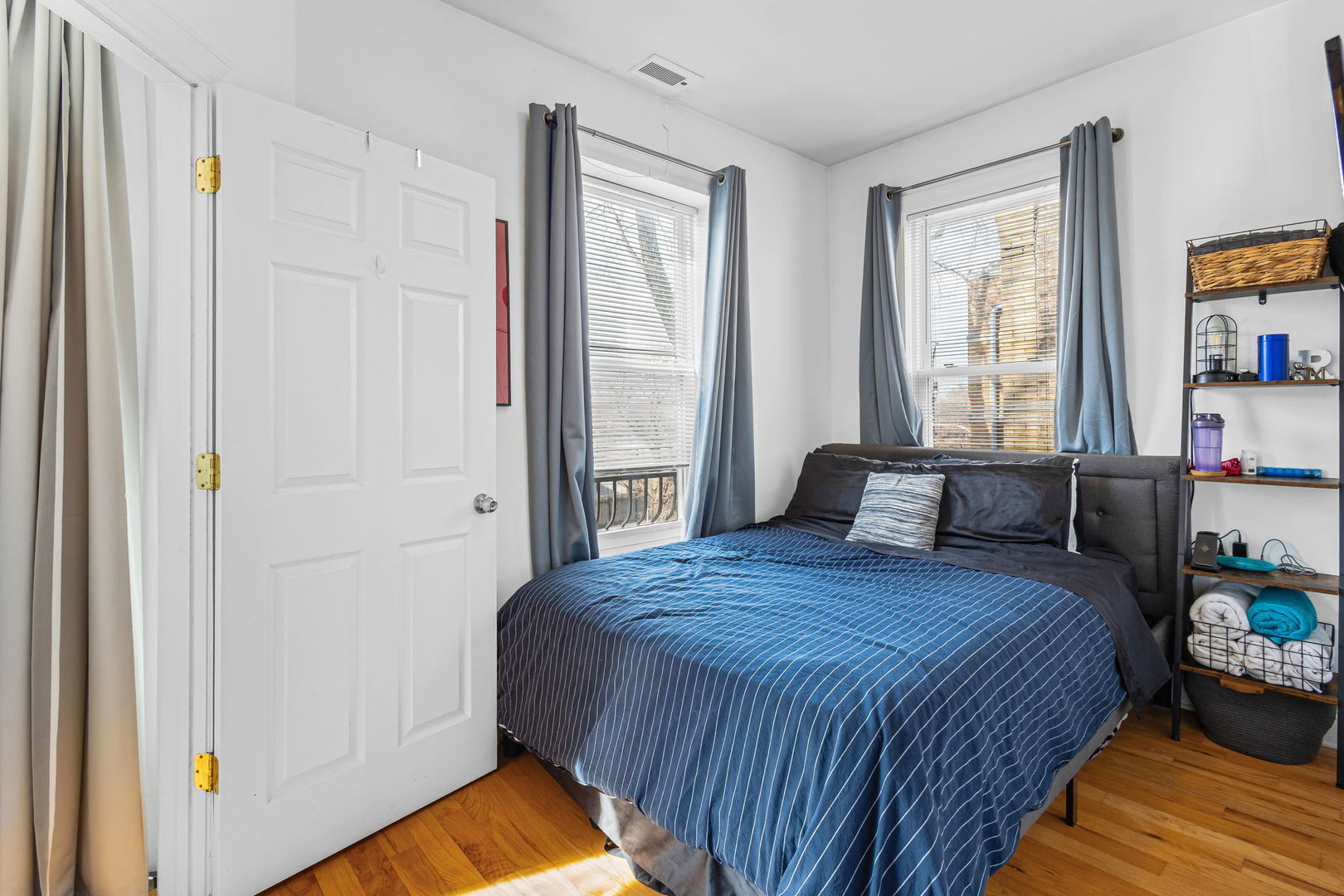 7341 North Honore Street Chicago IL 60626