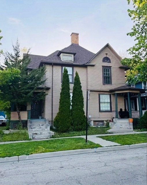 356-358 North Spring Street Elgin IL 60120