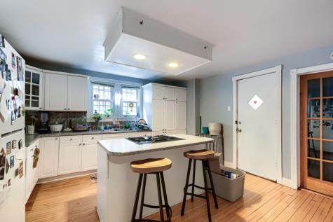 2068 North Campbell Avenue Chicago IL 60647