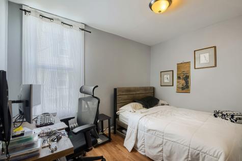2068 North Campbell Avenue Chicago IL 60647