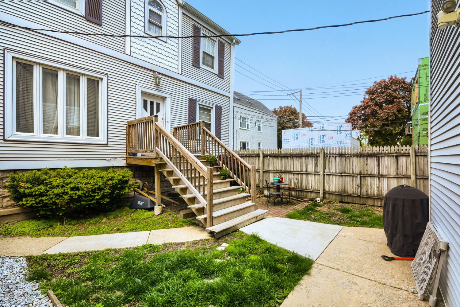 2068 North Campbell Avenue Chicago IL 60647