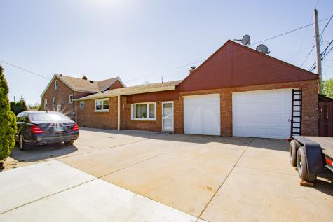 4340 Kolze Avenue Schiller Park IL 60176
