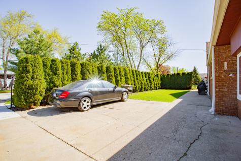 4340 Kolze Avenue Schiller Park IL 60176