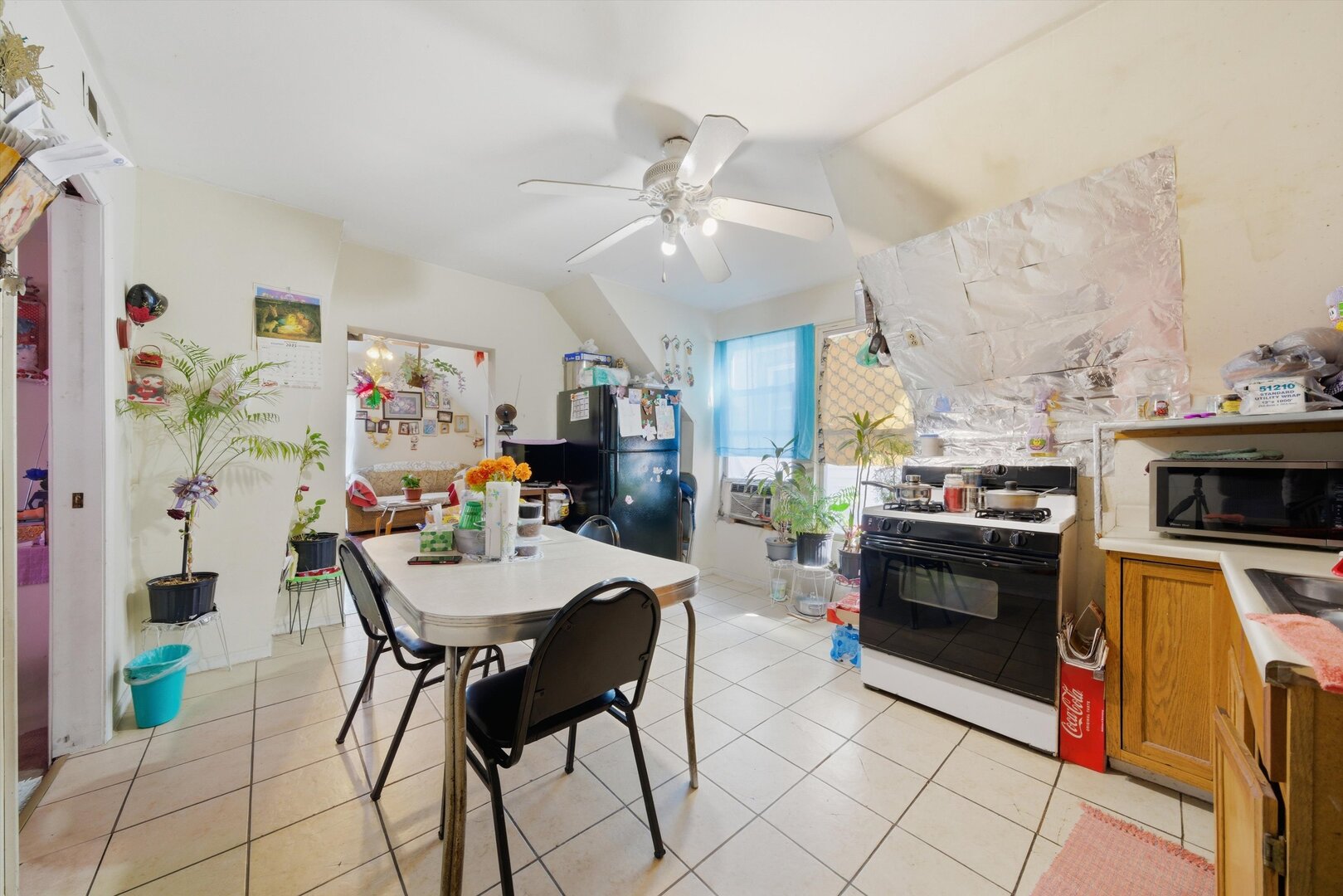 1626 North Saint Louis Avenue Chicago IL 60647