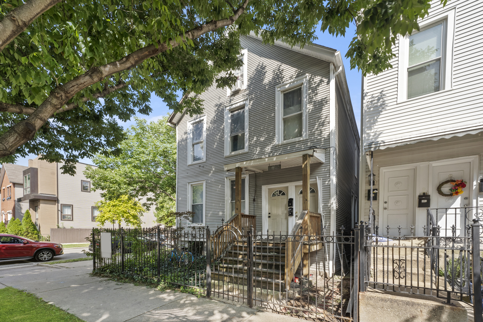 1657 North Artesian Avenue Chicago IL 60647