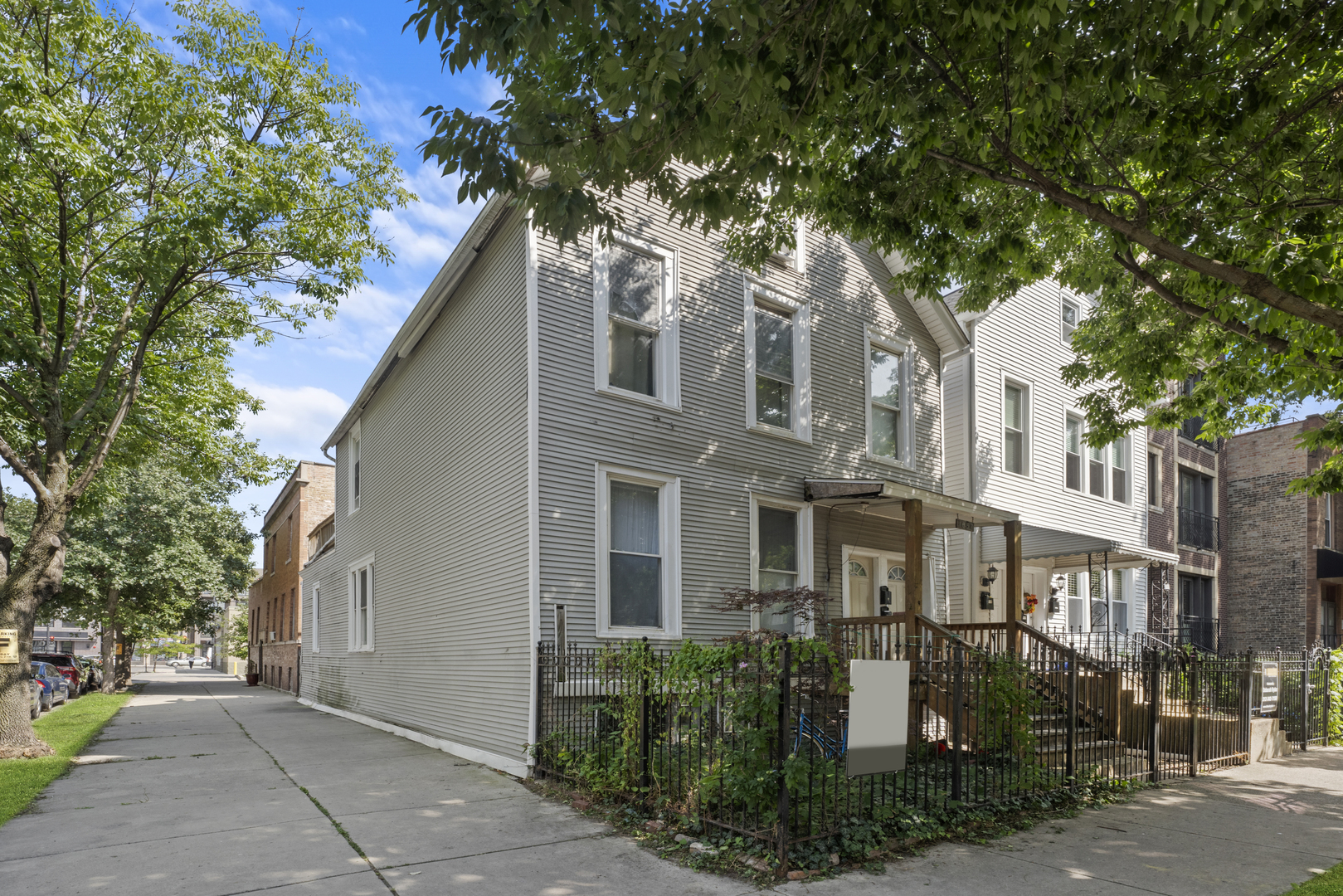 1657 North Artesian Avenue Chicago IL 60647